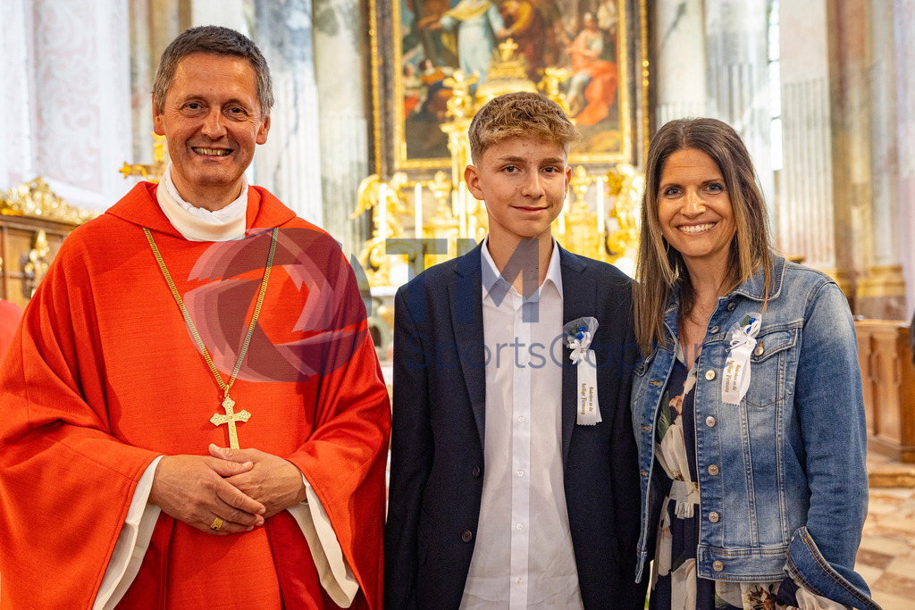 Trainproduction-20240519-1 | Firmung Klagenfurt-Dom 19.05.2024 10:30 Uhr