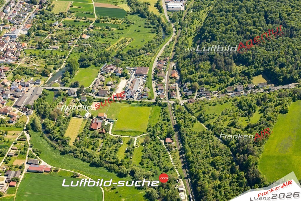 Luftbild Vs Google Maps  Edelfingen  Bad Mergentheim -Das Luftbild wurde 2025 vom UL-Flugzeug heraus erstellt ( keine Drohne ) - Hochauflösende Luftaufnahme -Nicht vergleichbar mit Google Maps oder Satelittenbilder- Die Geschenkidee !Mit Lizenz und Bildrechte bestellbar