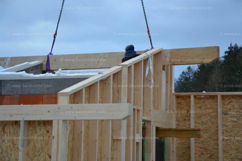bib-lg09-holzbau-0135 | Nach LV-Leistungsgruppen sortierte Detailfotos über den Bau eines Hauses. Alle Hausbau-Bilder direkt vom Urheber und Autor der Website Haus-Selber-Bauen.com