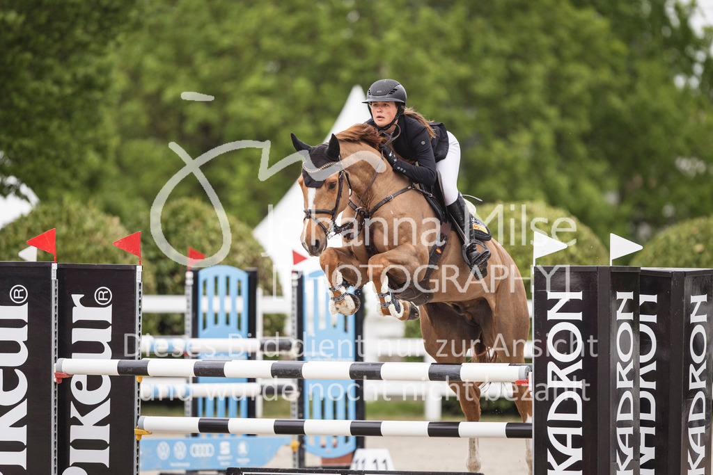260508_PfSpTa_10_SprPf-M-101 | Deine schönsten Turniermomente als professionelle Fotos! Entdecke hochwertige Pferdesport-Fotografie im Online-Shop. Jetzt Fotos finden & bestellen!