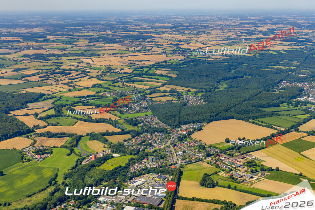 Techau Ratekau Bild- Das Luftbild wurde 2025 vom UL-Flugzeug heraus erstellt ( keine Drohne bzw. Drohnenaufnahme ) - Hochauflösende Luftaufnahme -Nicht vergleichbar mit Google Maps oder Satelittenbilder- Die Geschenkidee !Mit Lizenz und Bildrechte bestellbar - CC