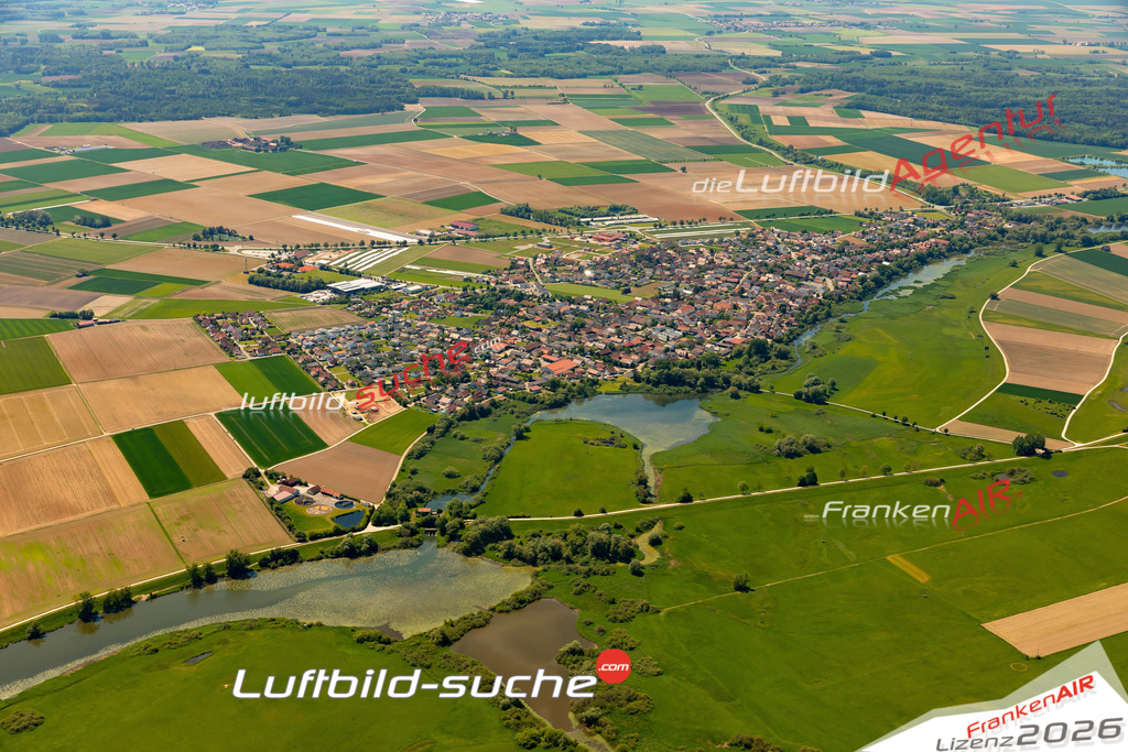 Das Luftbild zeigt :  Pfatter - Die Luftaufnahme wurde 2024 vom UL-Flugzeug aus erstellt ( keine Drohne ) - Hochauflösende Luftaufnahme - Für grossformatige Ausdrucke geeignet. Die Geschenkidee !Mit Lizenz und Bildrechte bestellbar