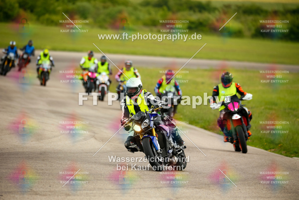_MOT2379 | Hier findet Ihr Bilder von Touristenfahrten auf der Nürburgring Nordschleife oder von anderen Veranstaltungen die ich besucht habe. Viel Spass beim Durch Schauen 
