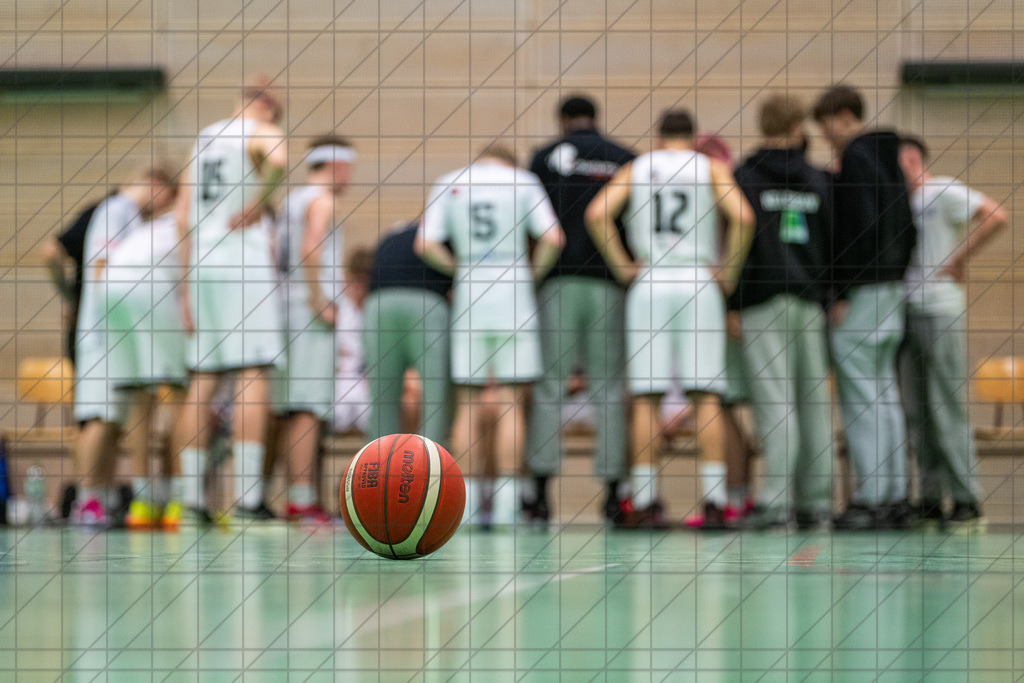 JBBL 24/25 | 21.03.2025 | Charisma Young Bulls vs. Mitteldeutsche Basketball Akademy | JBBL 24/25 | 21.03.2025 | Charisma Young Bulls vs. Mitteldeutsche Basketball Akademy | 1. Runde PlayOffs Gruppe Nord, 2. Spiel - - - - - CREDIT, www.bullenfotos.de, Martin König, Hörner Weg 40, D-49078 Osnabrück, +4917663732967, Nutzung und Weitergabe nur zu den vereinbarten Zwecken. Presseanfragen an Urheber. Alle Rechte beim Urheber. - - - - - - Realisiert mit Pictrs.com