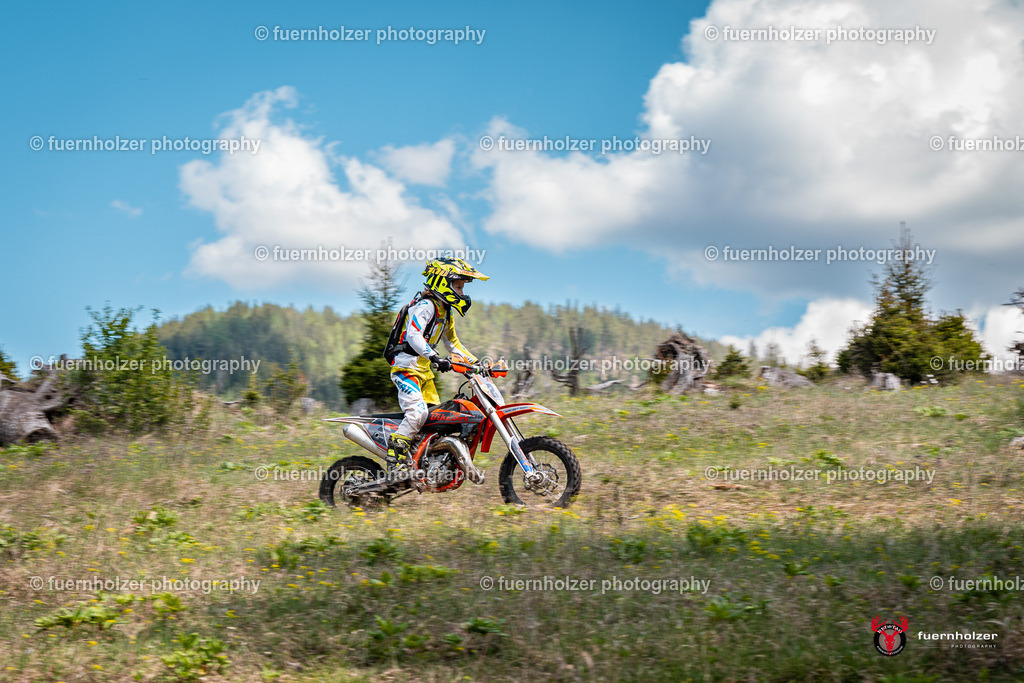 fuernholzer_250501-C2-279 | Fotografische Impressionen von der Red Stag Enduro Extreme by fuernholzer-photography.com. Endurosport in Österreich fotografisch festgehalten von fuernholzer. Auftragsfotografie für Private, Gewerbefotos und Industriefotografie. Eventfotografie, Sportfotografie und Motorsportfotografie. Anbieter von Fotoworkshops, Fototraining, fotografischen Vorträgen und Fotoseminaren.