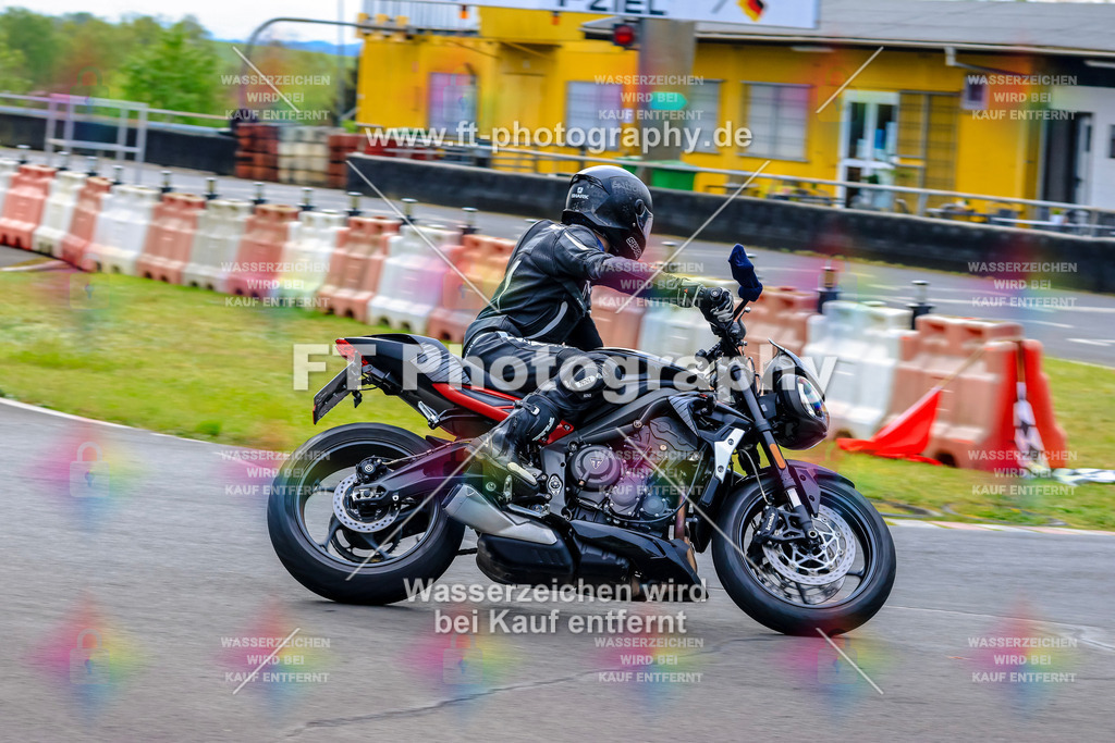 _OTO3072 | Hier findet Ihr Bilder von Touristenfahrten auf der Nürburgring Nordschleife oder von anderen Veranstaltungen die ich besucht habe. Viel Spass beim Durch Schauen 