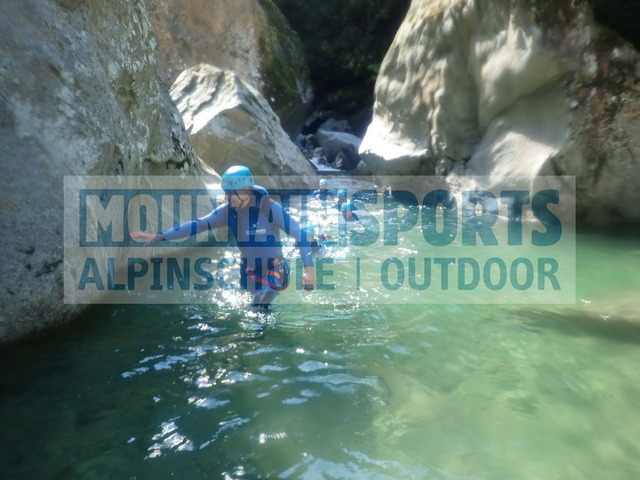 P1030061 | Bestelle die Bilder deines Berg- oder Wasser-Abenteuers mit Mountain Sports bequem von zu Hause aus direkt über unseren Online Fotoshop von pictrs.com. - Realisiert mit Pictrs.com
