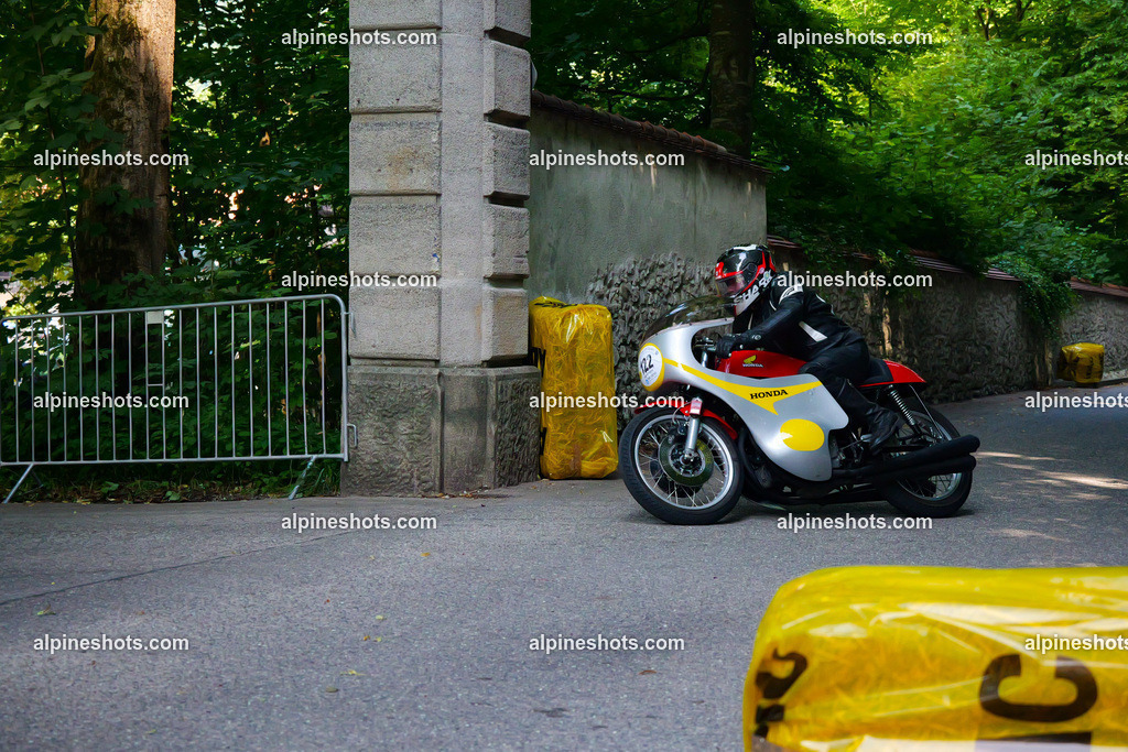 P1015099 | Erleben Sie atemberaubende, hochqualitative Fotos Ihrer Fahrt entlang der malerischen Alpenstraßen. Besuchen Sie alpineshots.com, um professionelle Aufnahmen Ihrer unvergesslichen Reise zu finden und zu kaufen - Realisiert mit Pictrs.com