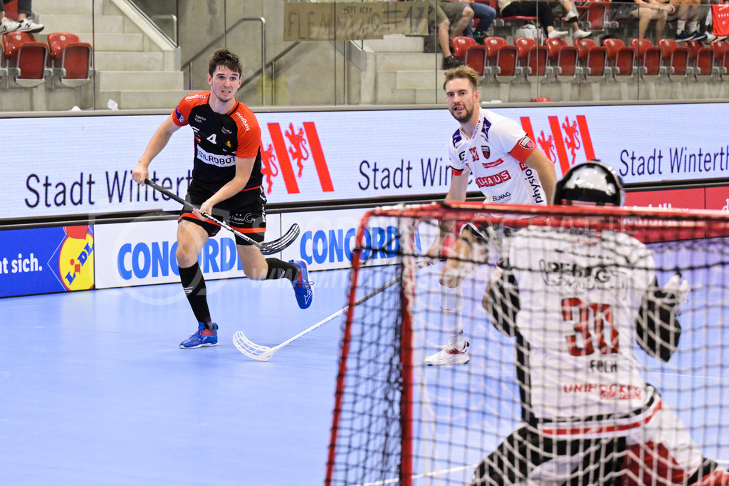 HC Rychenberg vs. Floorball Köniz - 28. August 2022 | HC Rychenberg vs. Floorball Köniz
AXA Arena, Winterthur
Levin Conrad (#4 HC Rychenberg)
Bild: Sportfotografie Markus Aeschimann | www.markus-aeschimann.ch - Realisiert mit Pictrs.com