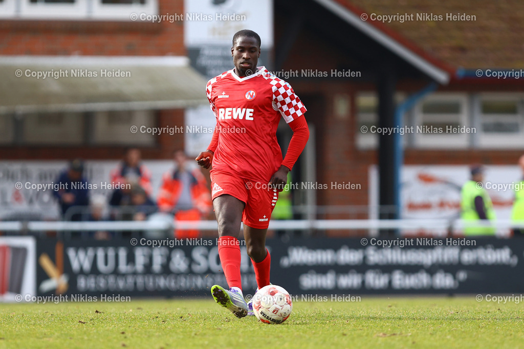 NH_FCEiintrachtNorderstedt_FCStPauliU23_RegionalligaNord_08032026 | #26 Manasse Fionouke (FC Eintracht Norderstedt)Fußball I Herren I Regionalliga Nord I Saison 2025-2026 I 25. Spieltag I FC Eintracht Norderstedt - FC St. Pauli I 08.03.2026 I Edmund-Plambeck-Stadion