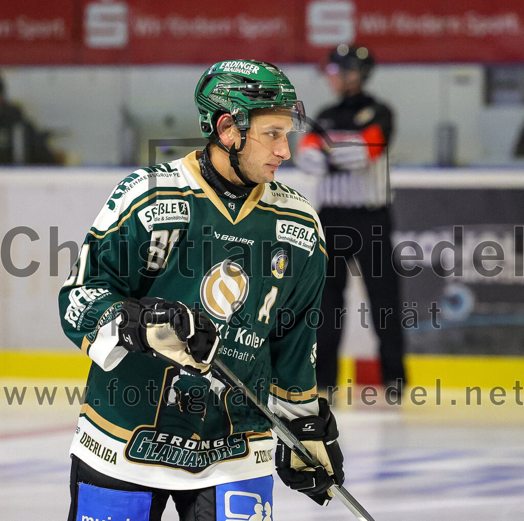 2025-09-12_127_TSV_Erding_gegen_EV_Landshut | Erding, Deutschland, 12.09.2025:Eishockey, Oberliga Süd 2025 / 2026, Testspiel, TSV Erding gegen EV Landshut, Endergebnis: 4:6Maximilian Forster (Erding Gladiators, #81)Foto: Christian Riedel / fotografie-riedel.net