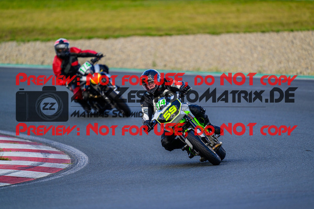 MaZZes_FotoMatrix_240724_6007705_2-206 | GRUEN