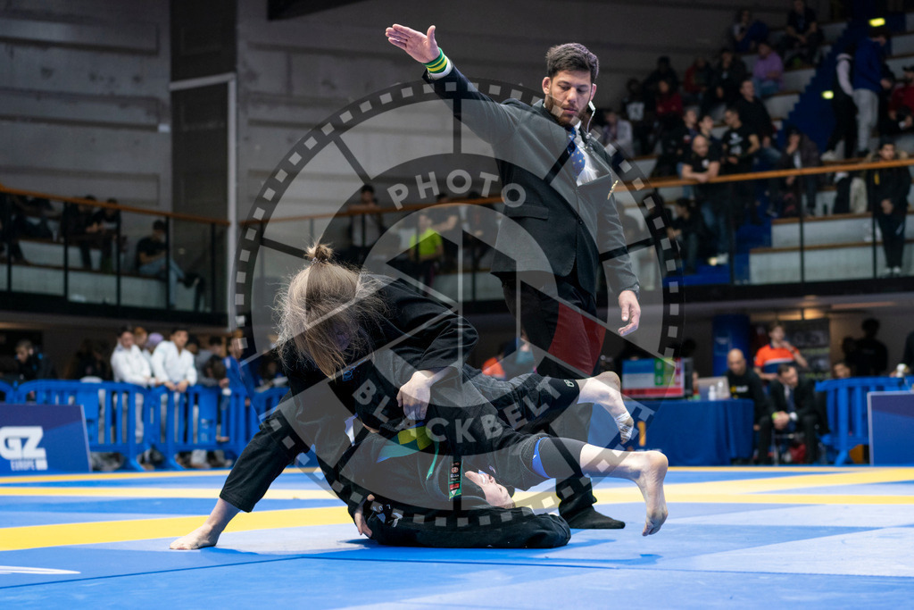 20240121PBB6867 | Fighters compete during the second day of the IBJJF European Championship in Paris, France, on January 21, 2024.