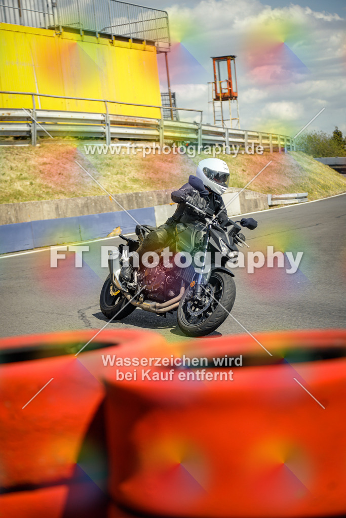 OBK_Mai_Martina_Markus-11206 | Hier findet Ihr Bilder von Touristenfahrten auf der Nürburgring Nordschleife oder von anderen Veranstaltungen die ich besucht habe. Viel Spass beim Durch Schauen 