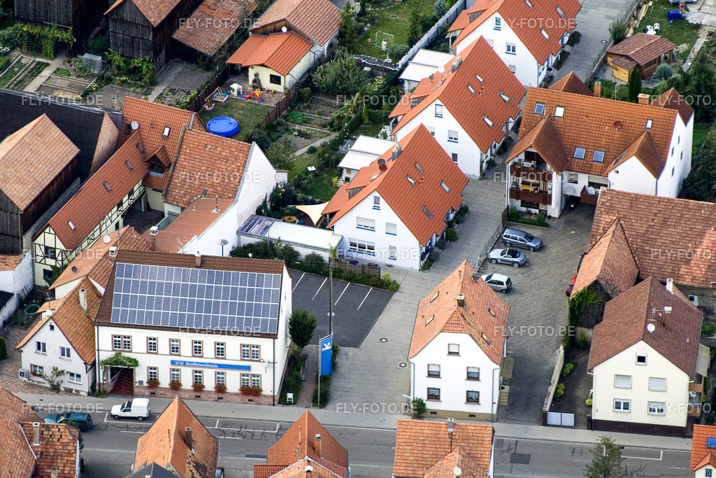 VR-Bank  SÜW | Luftbild: VR-Bank  SÜW in Hatzenbühl im Bundesland Rheinland-Pfalz in Deutschland. Foto: IMG_7675.jpg vom 02.09.2007 durch Werner Riehm/FLY-FOTO.de - Realisiert mit Pictrs.com