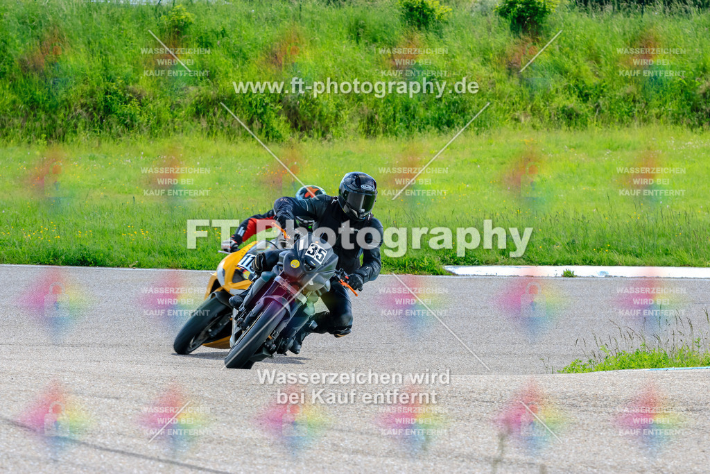 MotoTeam-0259 | Hier findet Ihr Bilder von Touristenfahrten auf der Nürburgring Nordschleife oder von anderen Veranstaltungen die ich besucht habe. Viel Spass beim Durch Schauen 