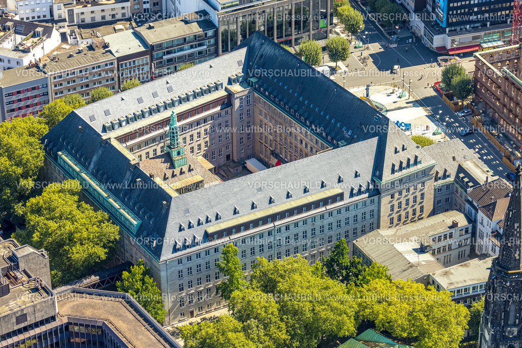 Bochum240816597 | Luftbild, Rathaus Bocum mit Innehofansicht, kleiner Rathausturm, Gleisdreieck, Bochum, Ruhrgebiet, Nordrhein-Westfalen, Deutschland