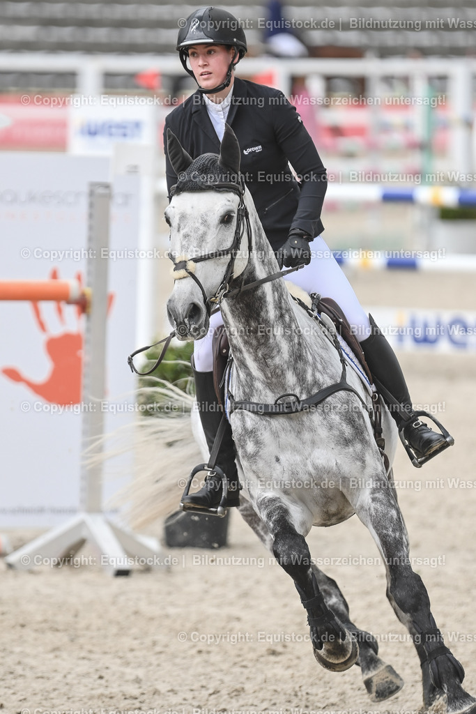 20230514_CCI4_Springen_0209 | equistock