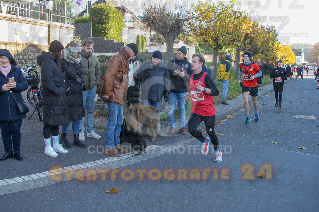 241201_1216_EV4_2025 | Sportfotografie im Rhein-Sieg Kreis, Köln, Bonn, NRW, Rheinland Pfalz, Hessen, etc. Unser Tätigkeitsfeld umfasst den Laufsport vom Volkslauf über den Marathon, Duathlon, Triathon bis zum Ultralauf wie Kölnpfad Ultra oder Schindertrail.