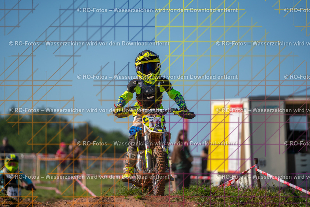 Wolfshausen 1 Lauf -188 | Sportfotografie von RO-Fotos: Motorsport, Motocross, Enduro, Laufveranstaltungen und Triathlon. Professionelle Fotos von Sportlern und Events. - Realisiert mit Pictrs.com