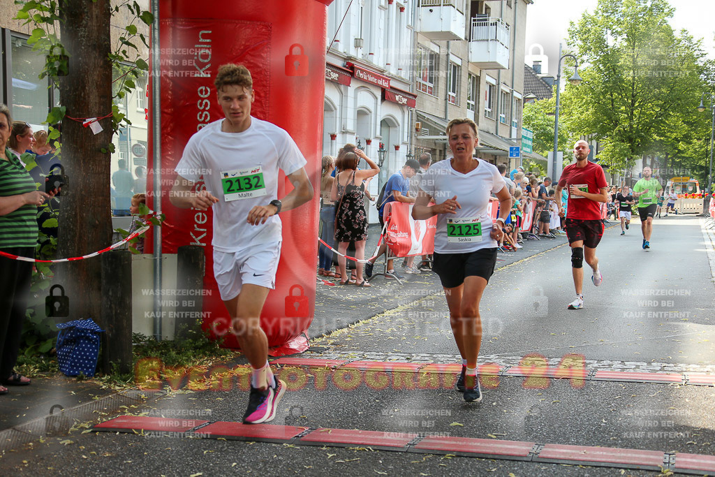 220625_1657_EX1_5520 | Sportfotografie im Rhein-Sieg Kreis, Köln, Bonn, NRW, Rheinland Pfalz, Hessen, etc. Unser Tätigkeitsfeld umfasst den Laufsport vom Volkslauf über den Marathon, Duathlon, Triathon bis zum Ultralauf wie Kölnpfad Ultra oder Schindertrail.