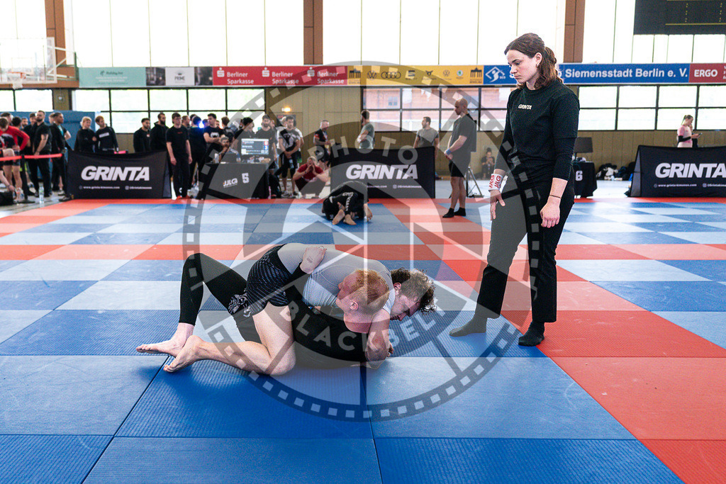 20250510PBB4391 | Athletes compete during the JJLG Berlin Open Jiu-Jitsu Championship on May 10, 2025 in Berlin, Germany. © Chiara Dazi / photoblackbelt
