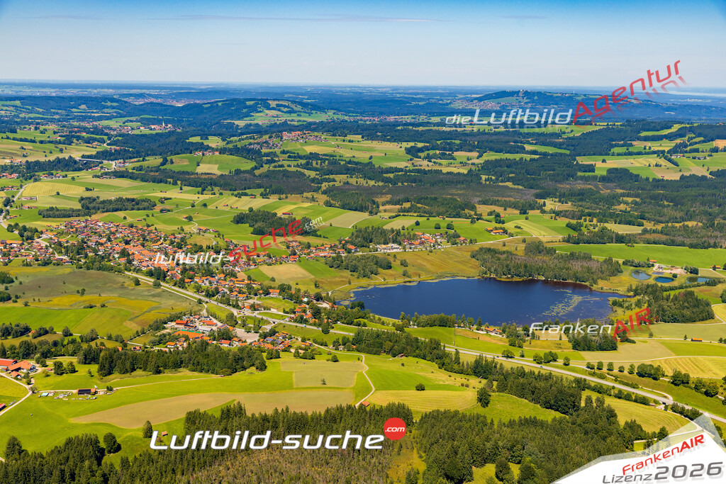Luftaufnahme von  Bad Bayersoien - Die Luftaufnahme wurde 2025 vom UL-Flugzeug heraus erstellt ( keine Drohne ) - Hochauflösende Luftaufnahme - für professionelle Ausdrucke geeignet. Die Geschenkidee !Mit Lizenz und Bildrechte bestellbar