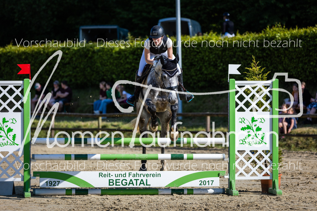 Donop24-ASpr-094 | MomenTaufnahmen Pferdesportfotos