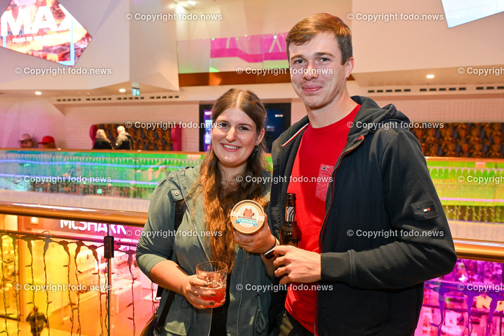 Lassts mas sche griassn_ 2 Tagesbart_ 31.10.2024-43 | bilder, linz, oberösterreich, österreich, europa, photo, foto, tiere, hunde, landwirtschaft, landschaft, politik, wirtschaft, wissenschaft, industrie, verkehr, medizin, society, fodo.news