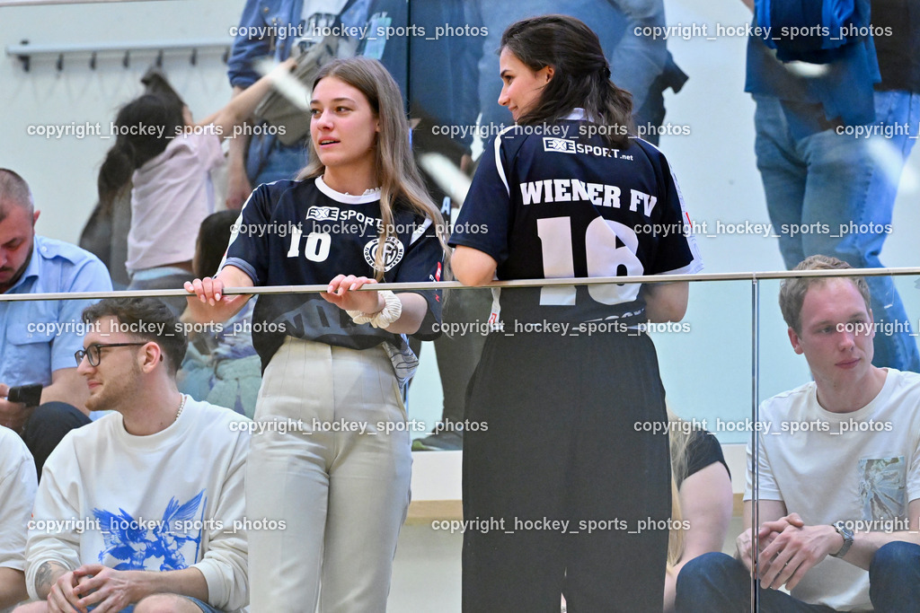 VSV Unihockey vs. Wiener Floorballferein 6.4.2024 | Besucher ST. Martin Ballspielhalle, FANS Wiener Floorballverein, VSV Unihockey vs. Wiener Floorballferein 6.4.2024, VSV Unihockey vs. Wiener Floorballferein  am 06.04.2024 in Villach (Ballspielhalle St. Martin), Austria, (Photo by Bernd Stefan)