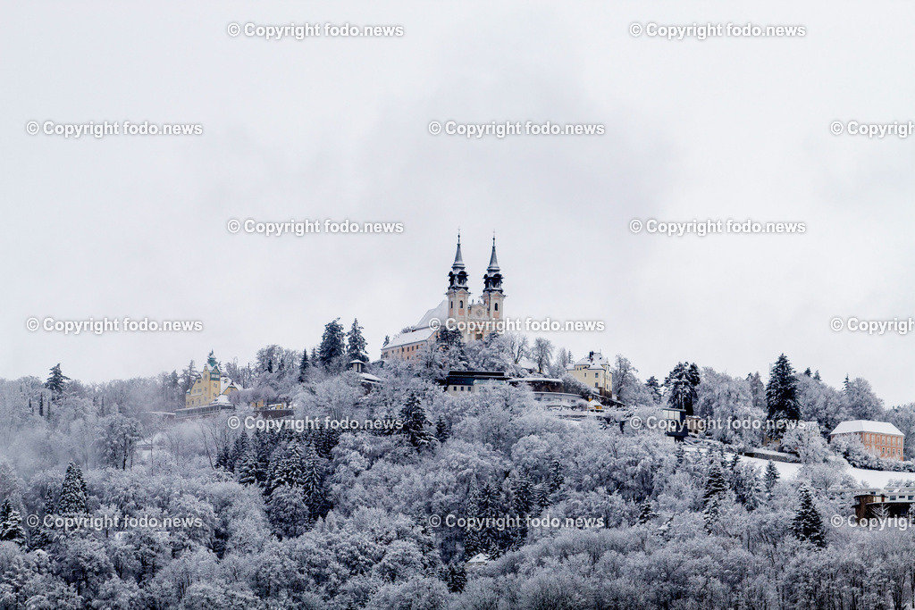 Pöstlingberg_ Pöstlingbergkirche_ Wallfahrtsbasilika_ Wahrzeichen_ Linz_ 02.02.2023-2 | 02.02.2023, Pöstlingberg, AUT, Pöstlingberg, Pöstlingbergkirche, Wallfahrtsbasilika, Wahrzeichen, Linz, im Bild Poestlingbergkirche, Pöstlingbergkirche, Wallfahrtsbasilika, Wahrzeichen, Kirche, Gebäude, Schnee