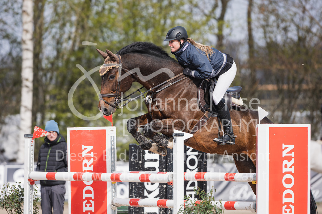 220402_HF-Laar_M1-Spr-141 | SEASON OPENING 2022
Herford Laar
02.04.2022
06 Springprüfung Kl.M*