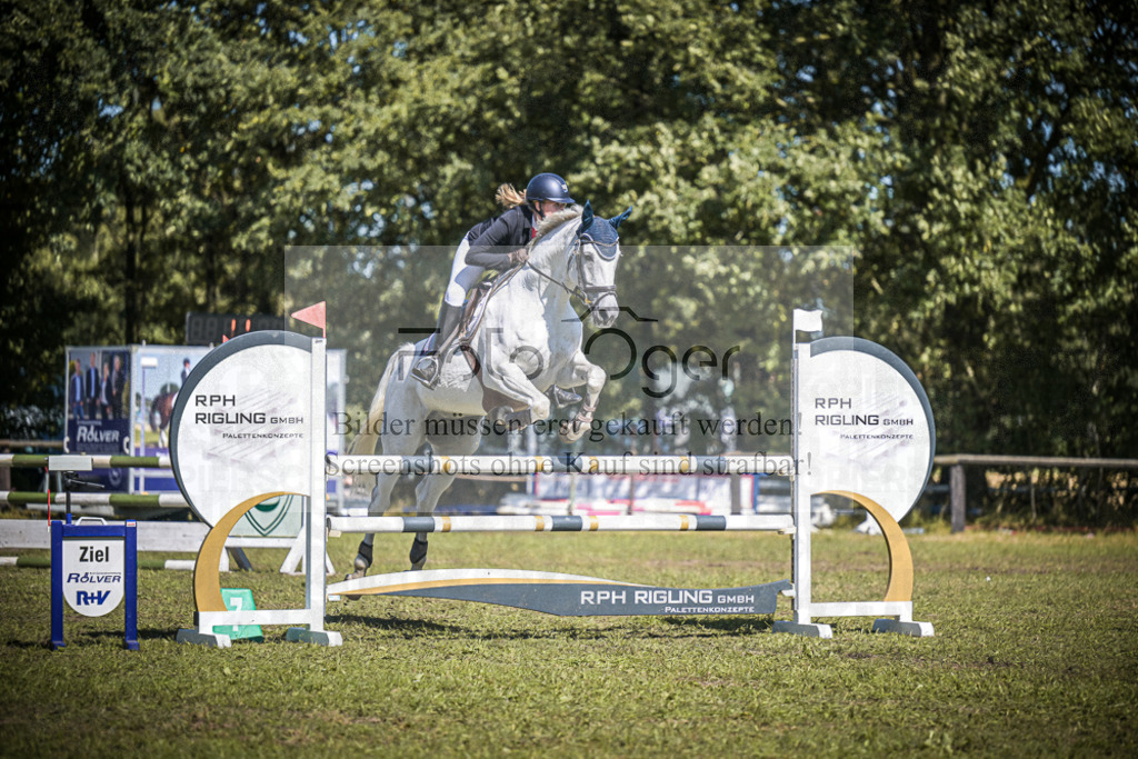 DOS_0382 | Entdecke hochwertige Reitturnierfotos von Foto Oger. Professionell, emotional und authentisch – jetzt Lieblingsmomente im Shop bestellen.Deutschlandweite Turnierfotografie. - Realisiert mit Pictrs.com