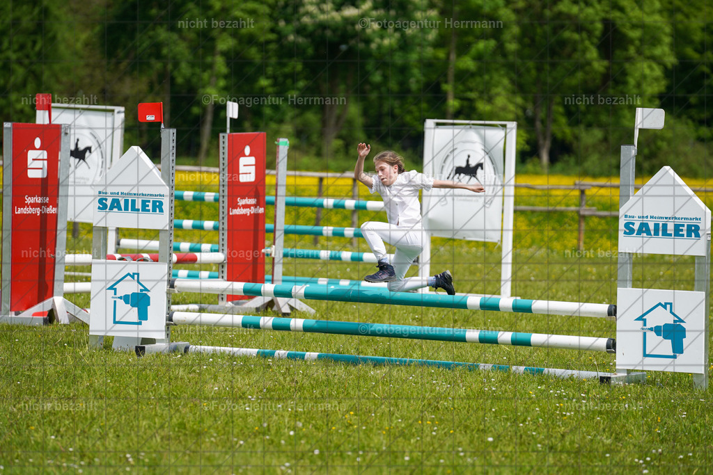 20230521-FAH06223 | Frühjahrsturnier, Landsberg am Lech, 2023, Reitclub Landsberg, Turnierbilder, Fotos Turnier Landsberg, Fotoagentur Herrmann, Turnierfotografen Bayern, Reitsport Fotograf, Pferde Fotograf