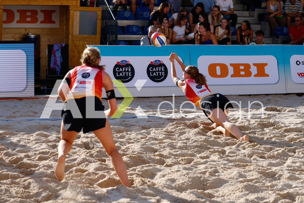 Obi BeachTour 2026 - Basel | BASEL, SWITZERLAND - JULY 17: MURIEL BOSSART (SUI) during the Obi BeachTour 2026 match between BOSSART / ABBÜHL (SUI) and KLUSER / SCHWAB (SUI) at Barfüsserplatz on July 17, 2026 in Basel, Switzerland. - Realisiert mit Pictrs.com