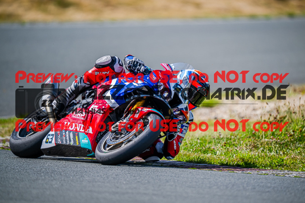 MaZZes_FotoMatrix_220722_7153 | IDM1000