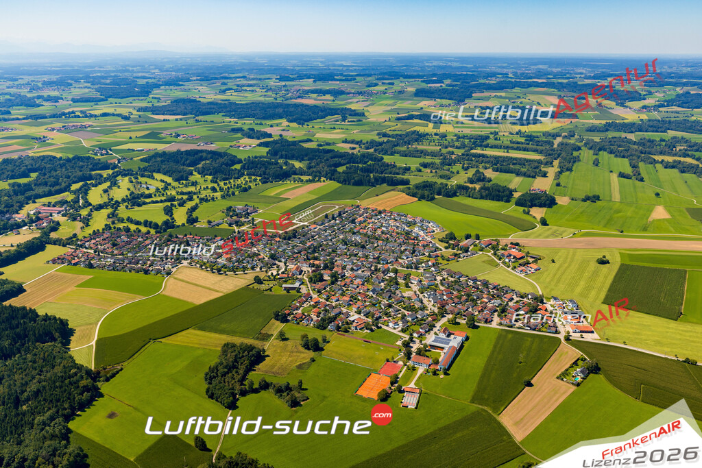 Luftaufnahme von Pfaffing Vs Google Maps- Die Luftaufnahme wurde 2025 vom UL-Flugzeug heraus erstellt ( keine Drohne ) - Hochauflösende Luftaufnahme - für professionelle Ausdrucke geeignet. Die Geschenkidee !Mit Lizenz und Bildrechte bestellbar