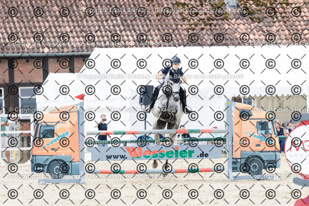 CL5A8556 | Emilia Reinking Fotografie - Realisiert mit Pictrs.com