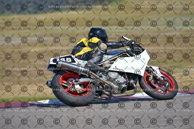 26bc03-0635 | markuskiefer.com - Realisiert mit Pictrs.com