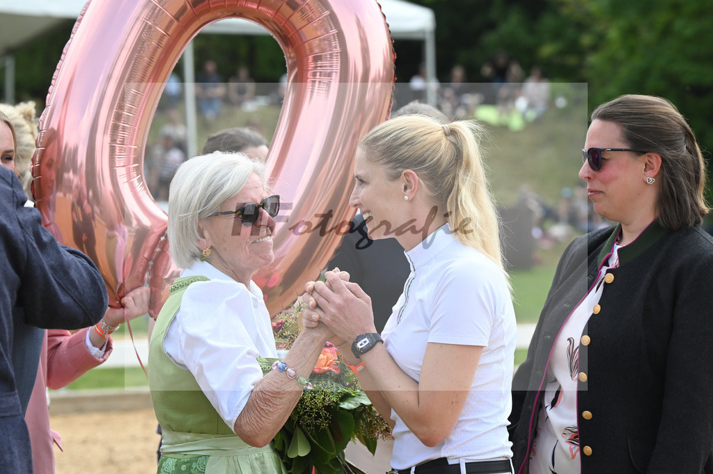 11235904 | hf-fotografie - Realisiert mit Pictrs.com