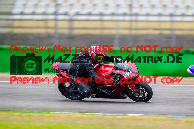 MaZZes_FotoMatrix_240615_6007705_0387 | GELB