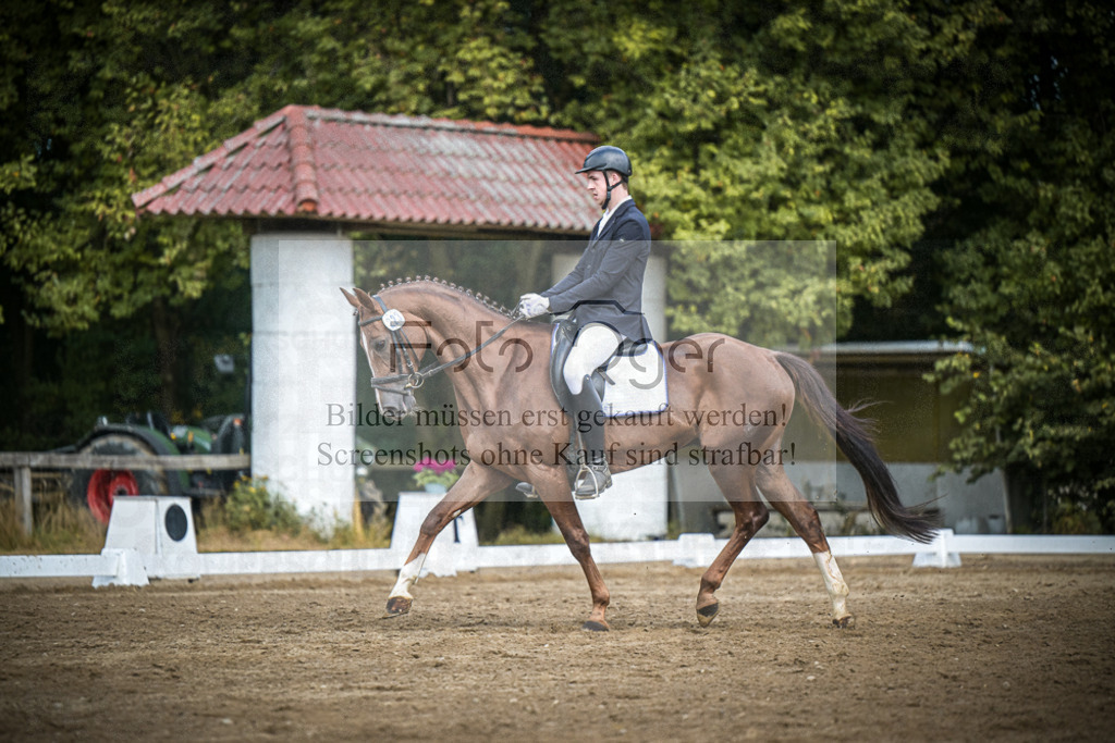 DOS_0414 | Entdecke hochwertige Reitturnierfotos von Foto Oger. Professionell, emotional und authentisch – jetzt Lieblingsmomente im Shop bestellen.Deutschlandweite Turnierfotografie. - Realisiert mit Pictrs.com