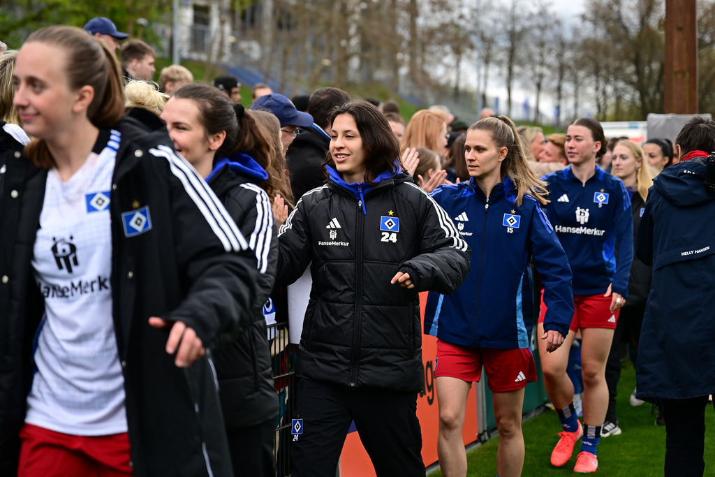 Fußball I Frauen I Saison 2024-2025 I 2. Bundesliga I 21. Spieltag I Hamburger SV - Eintracht Frankfurt II | Der Sportfotograf. - Realisiert mit Pictrs.com