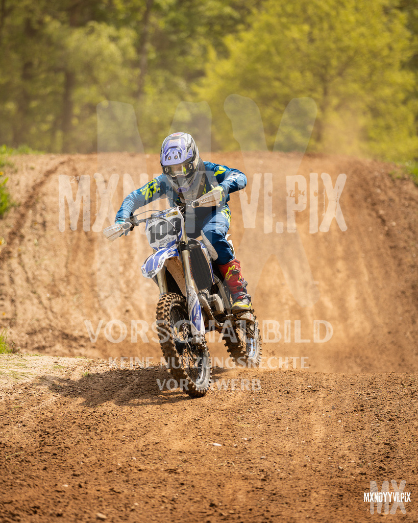 866A6044 | mxndyyvipix