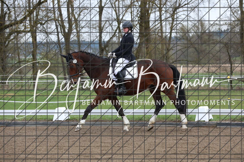 AZ2A4002 | Benjamin Bartmann Photomoments