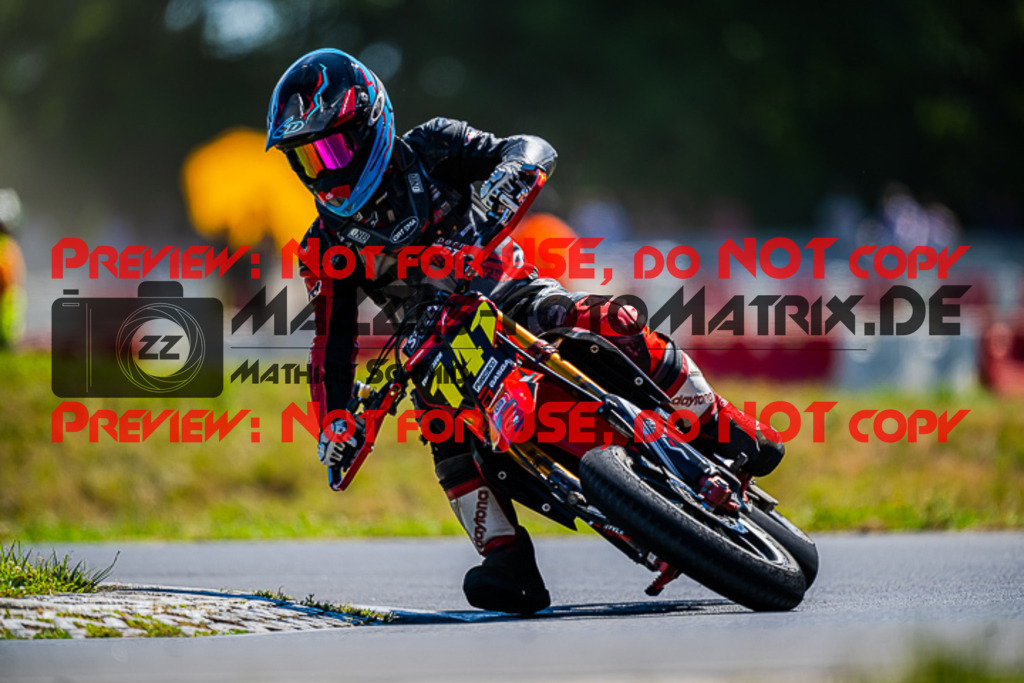 MaZZes_FotoMatrix_220703_9491 | S2