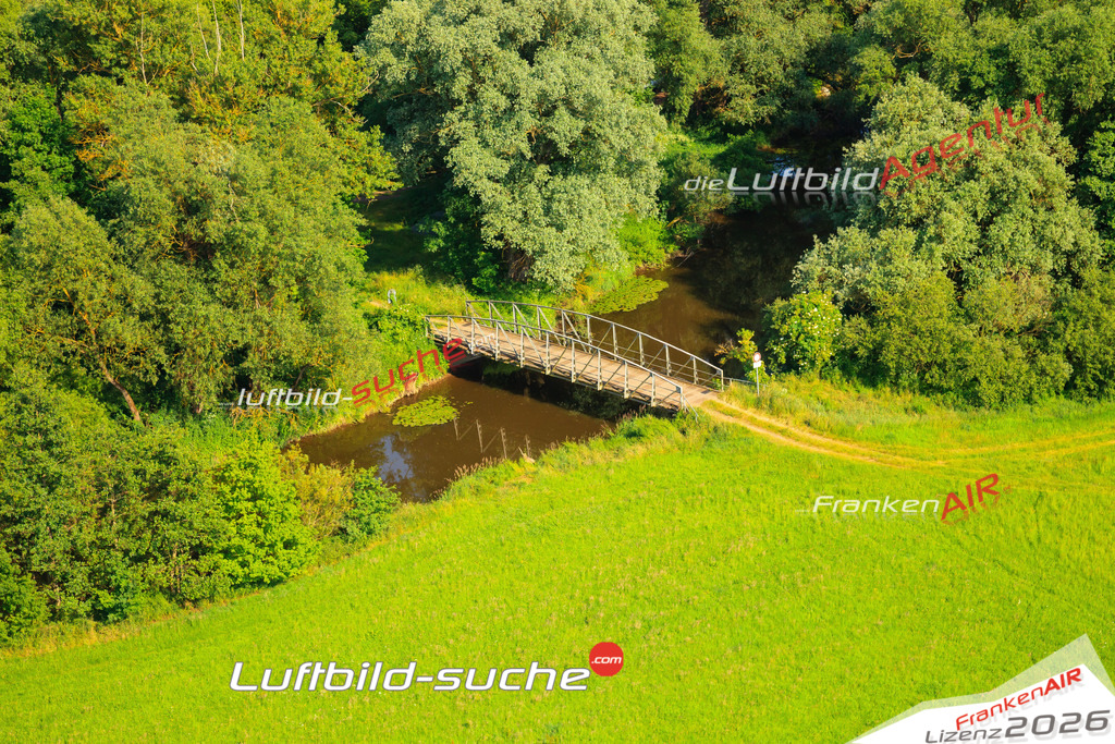 Die Luftaufnahme Oberzettlitz - Kulmbach wurde vom UL-Flugzeug (keine Drohne) aus fotografiert.Hohe Druck- Auflösung-die Geschenkidee!