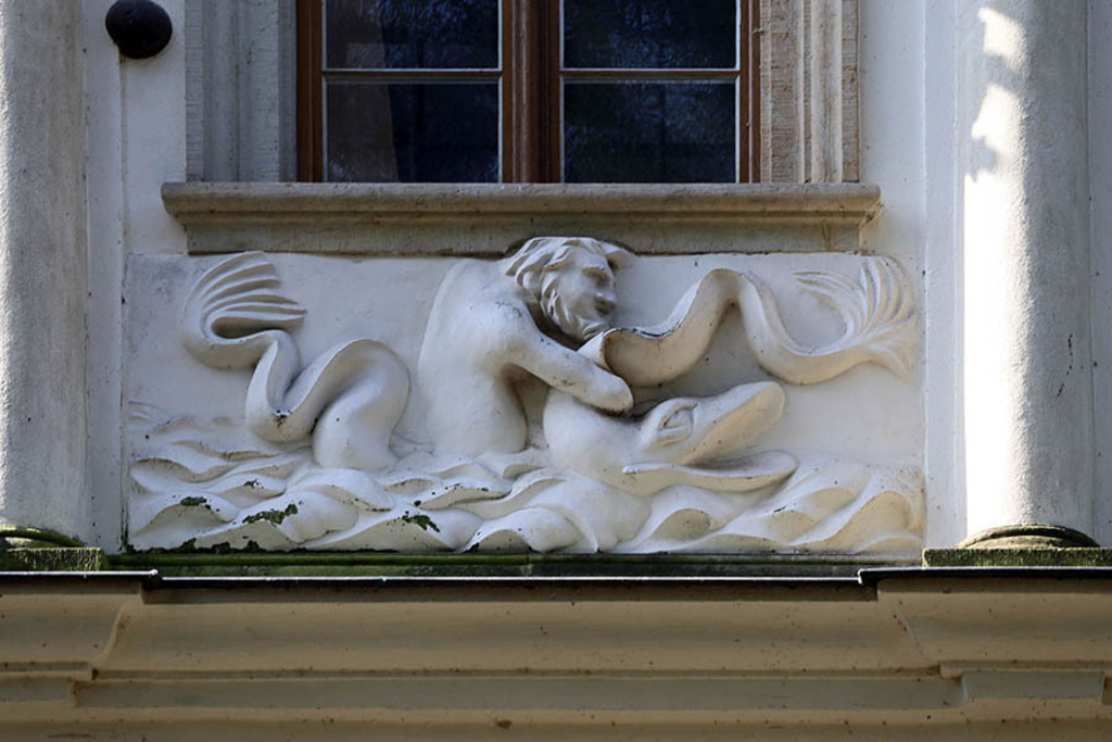 Torhaus Dölitz | Das Team hinter BILDLEXIKON LEIPZIG bündelt historische wie aktuelle Informationen über die Stadt Leipzig in Text und Bild auf einer Plattform und stellt diese der interessierten Öffentlichkeit zur Verfügung.
