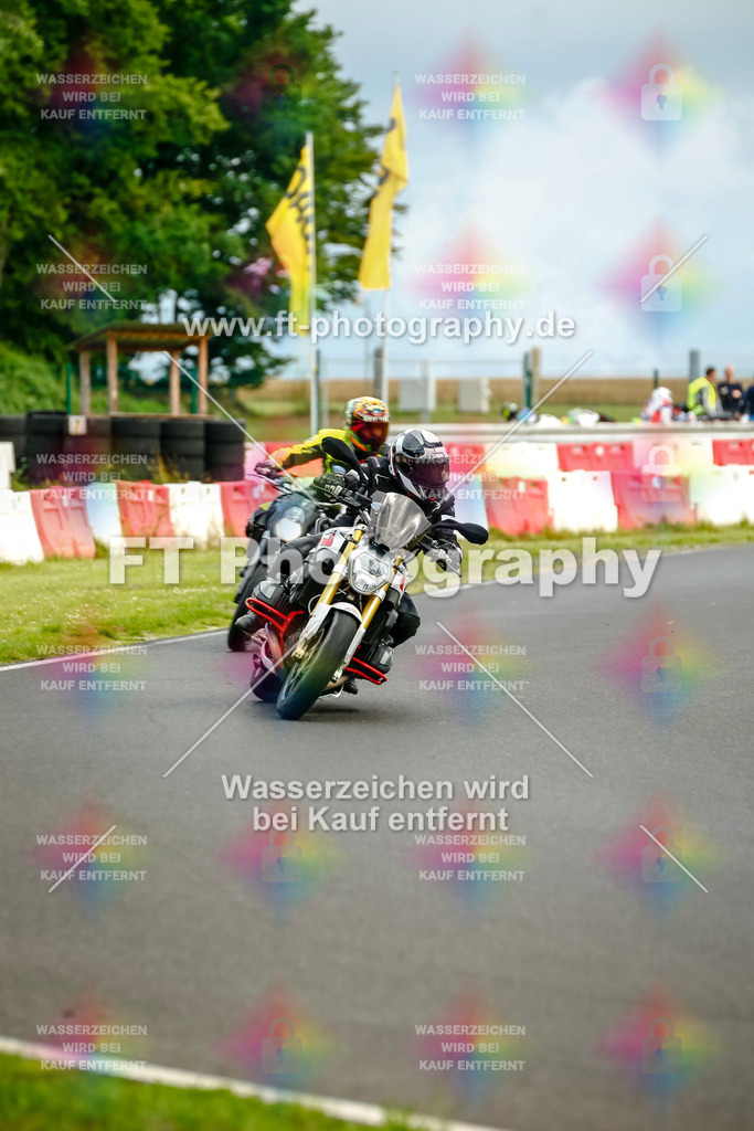 VBK-4398 | Hier findet Ihr Bilder von Touristenfahrten auf der Nürburgring Nordschleife oder von anderen Veranstaltungen die ich besucht habe. Viel Spass beim Durch Schauen 