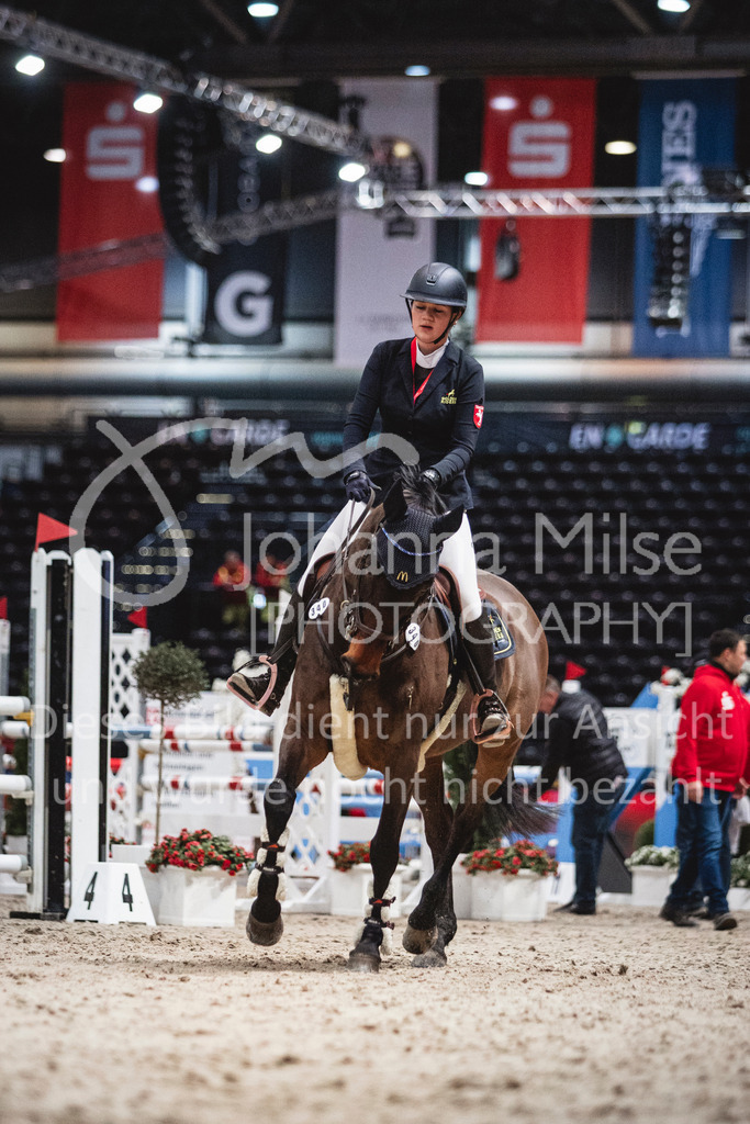 240119_Leipzig_AmateurSmall-214 | Deine schönsten Turniermomente als professionelle Fotos! Entdecke hochwertige Pferdesport-Fotografie im Online-Shop. Jetzt Fotos finden & bestellen!